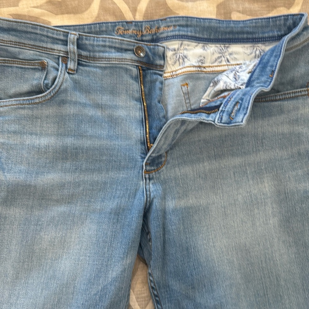 Indigo Palms™ Jeans - Light Indigo Wash